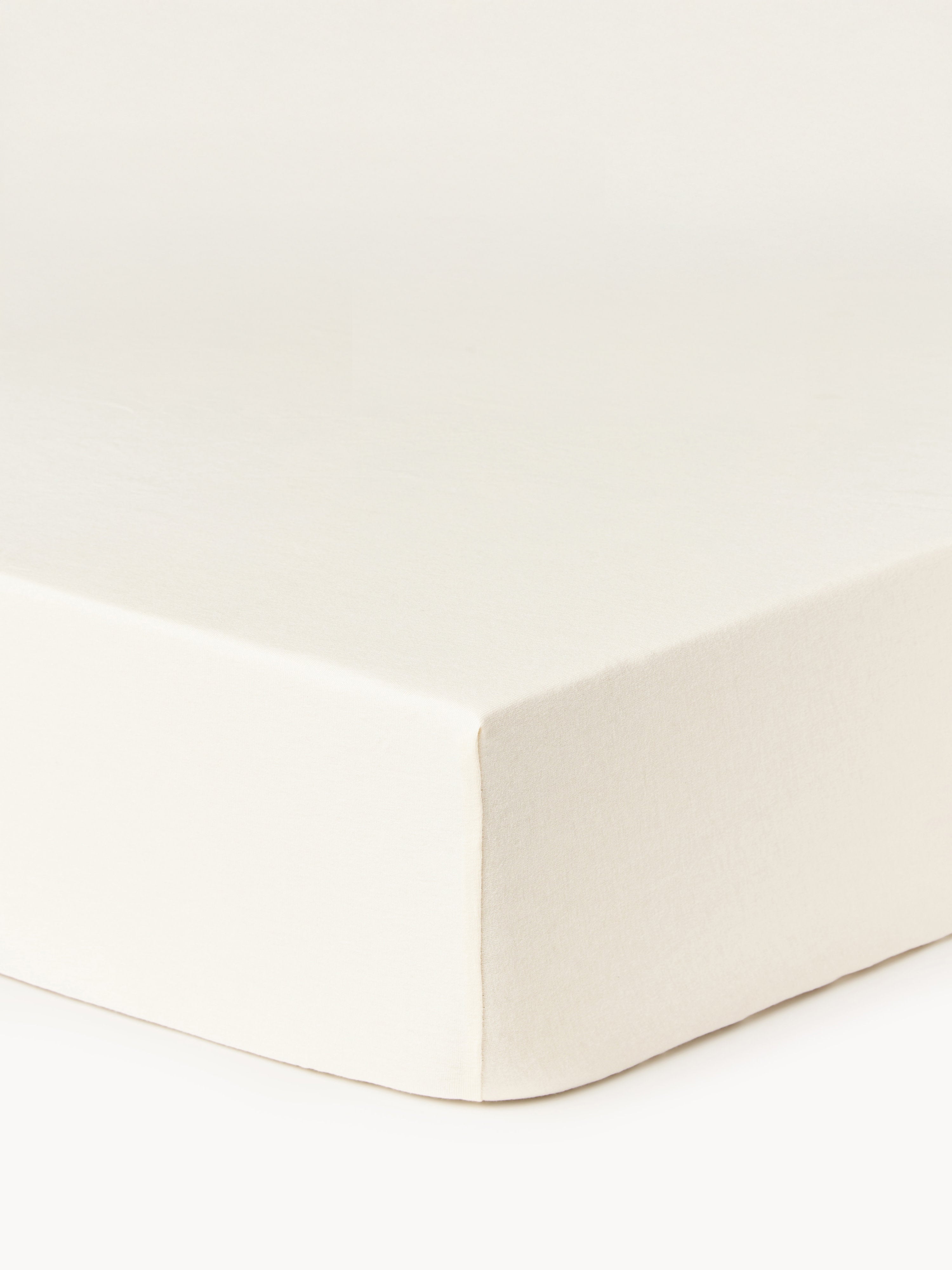Cheryl Quilted Velvet Bedspread