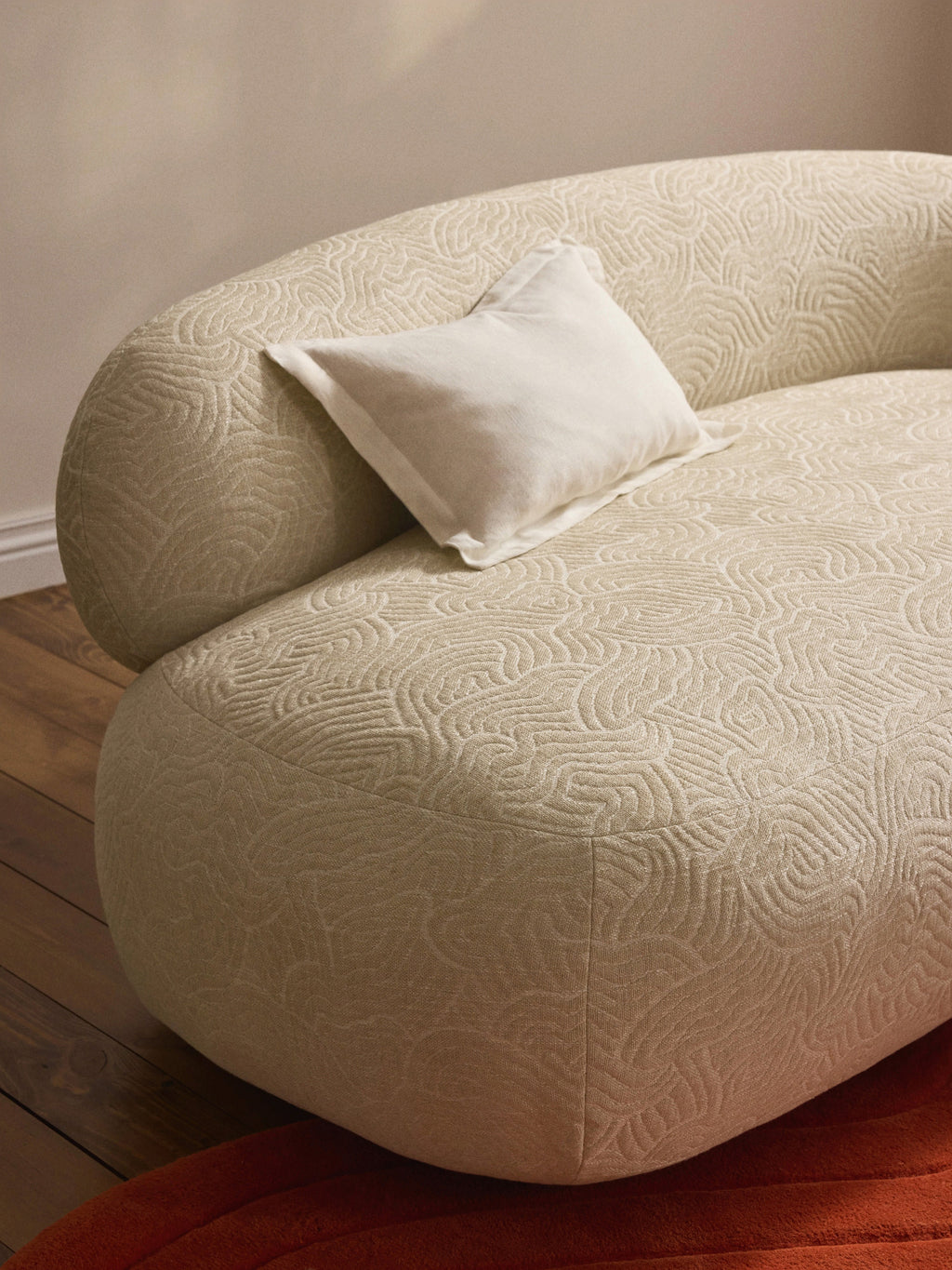 Alba Sofa (2-seater)