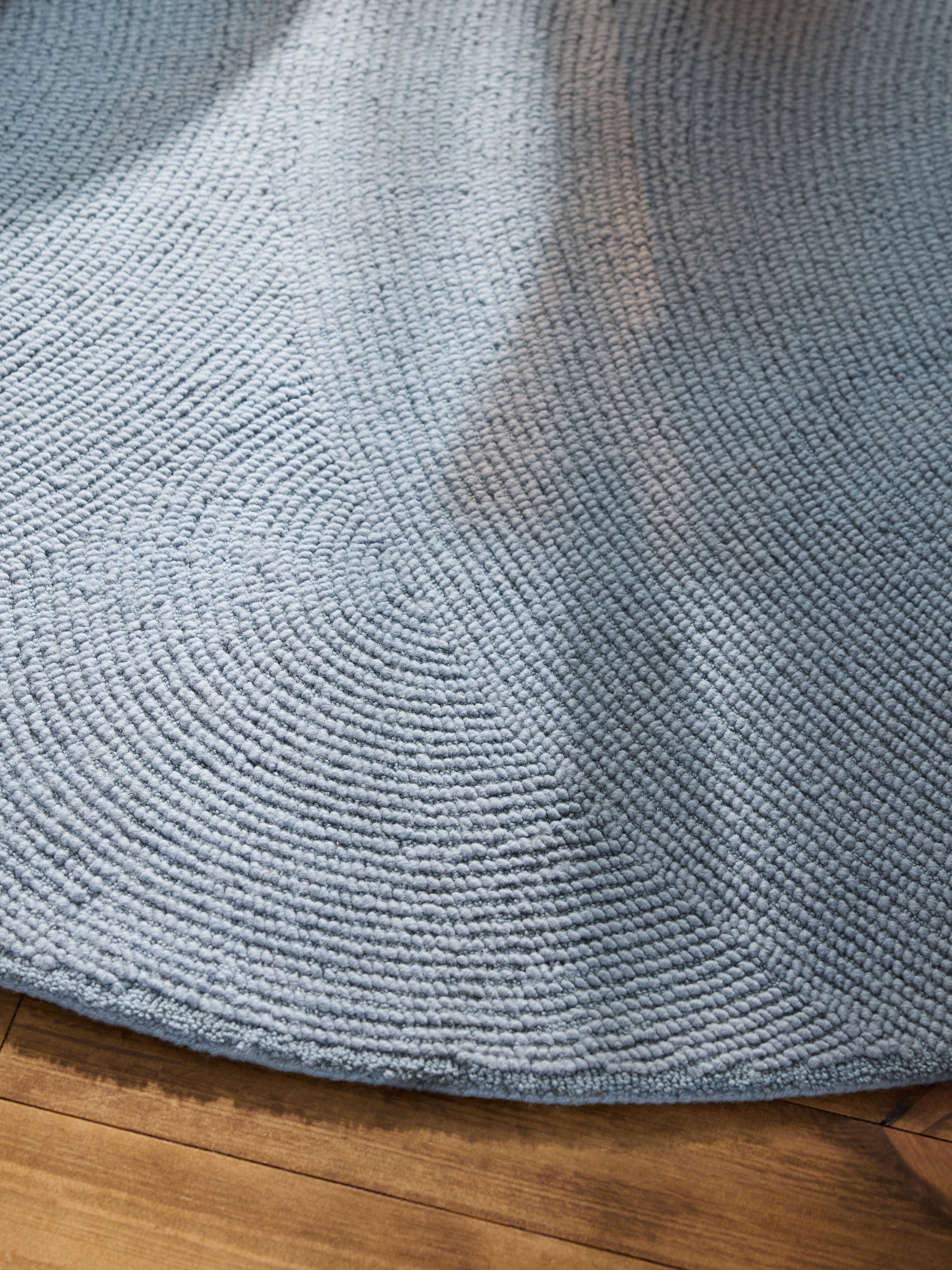 Eleni Round Hand-Tufted Wool Rug