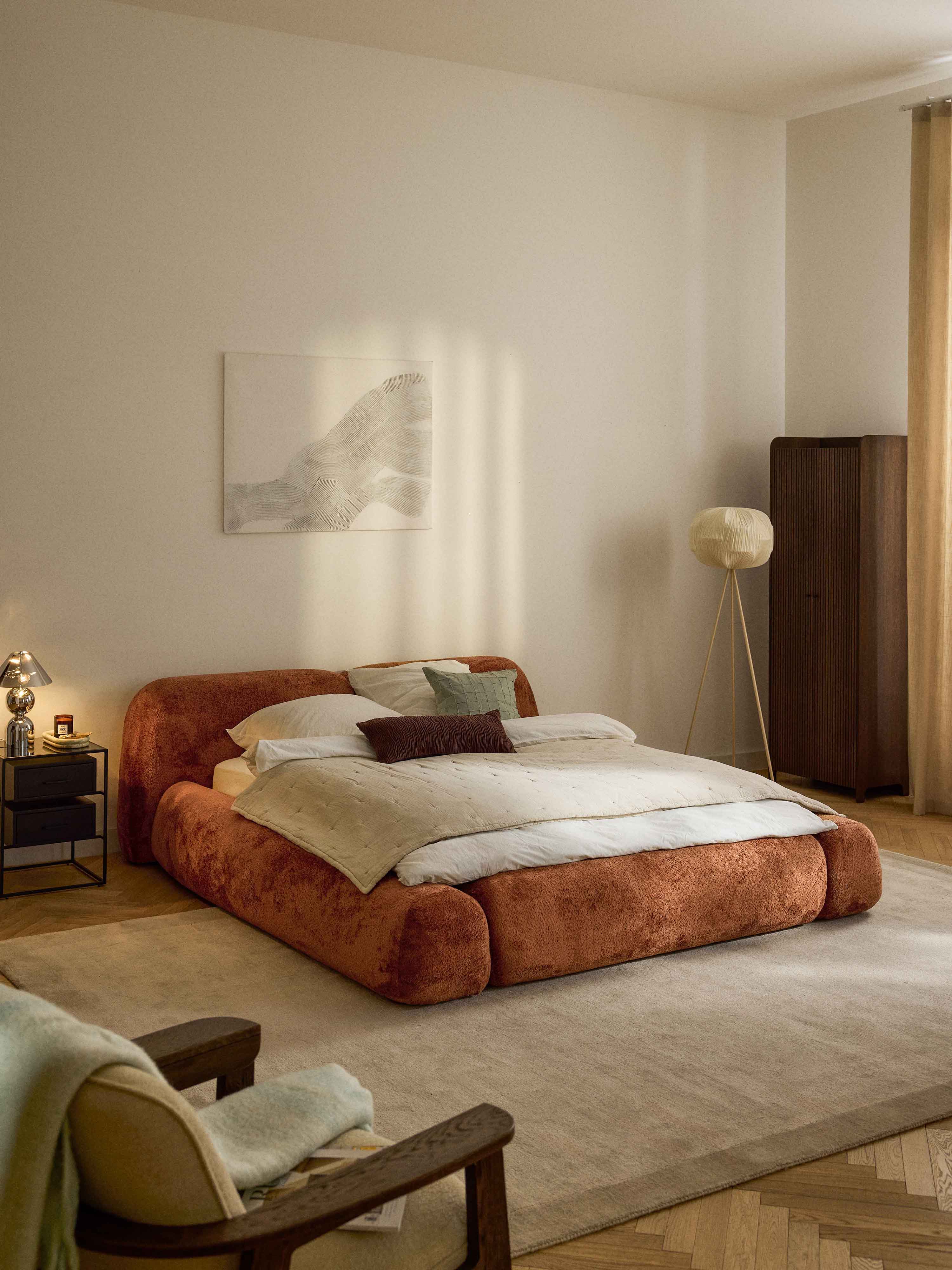 Wolke Upholstered Teddy Bouclé Bed