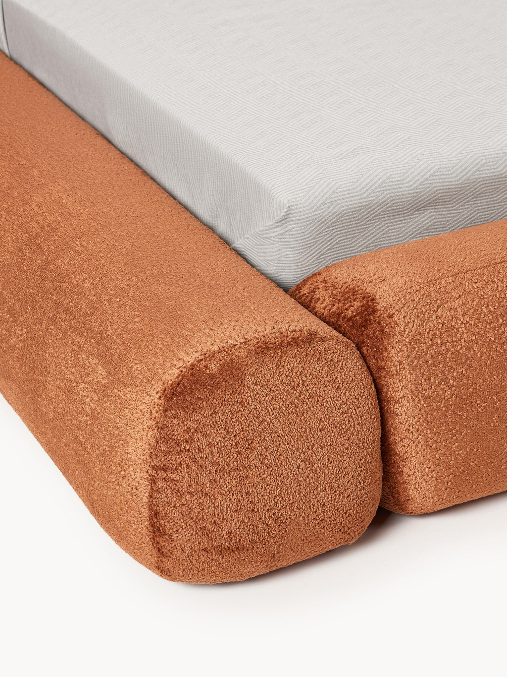 Wolke Upholstered Teddy Bouclé Bed