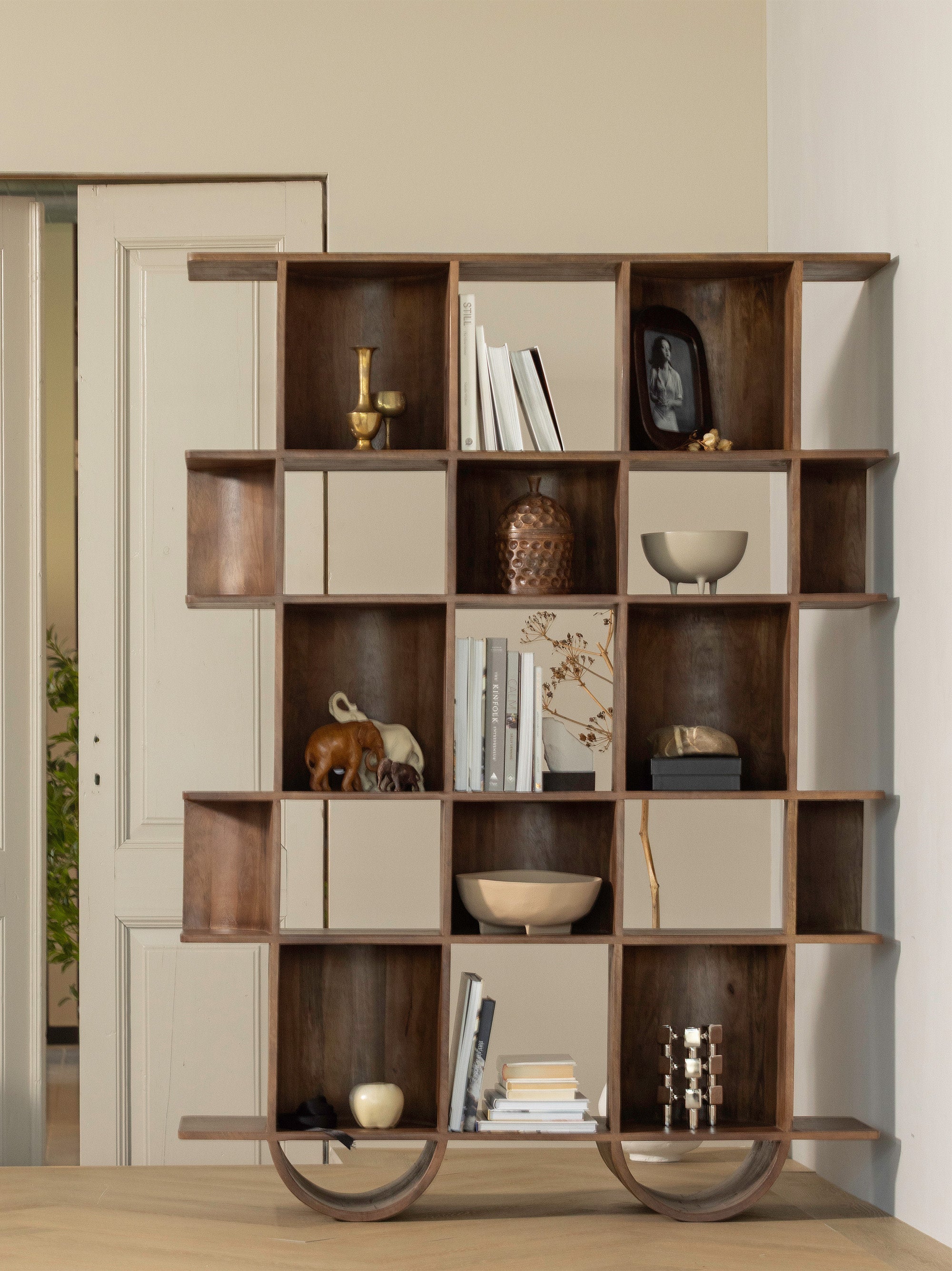 Sinne Mango Wood Shelving Unit