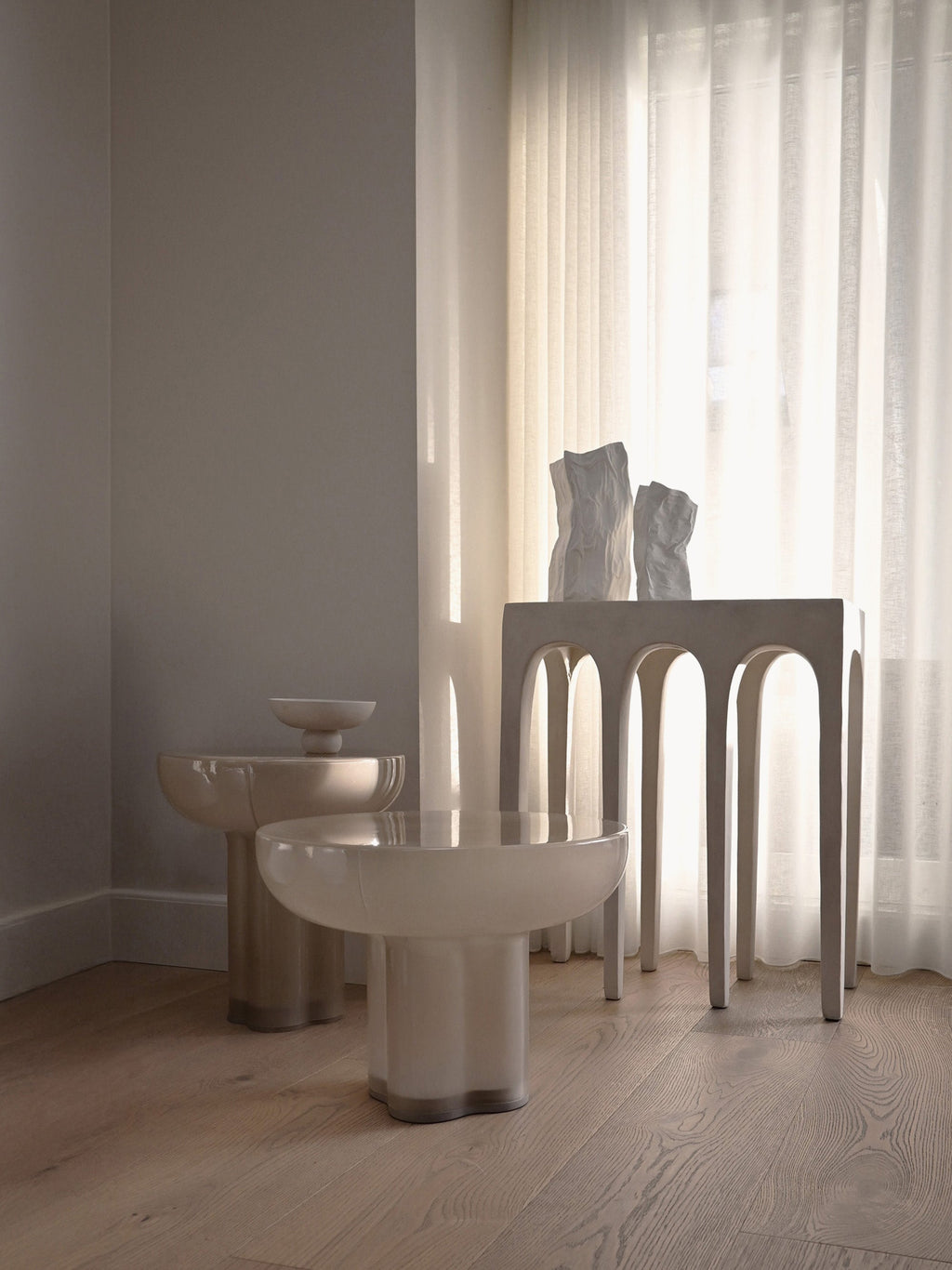 Bow Handmade Console Table