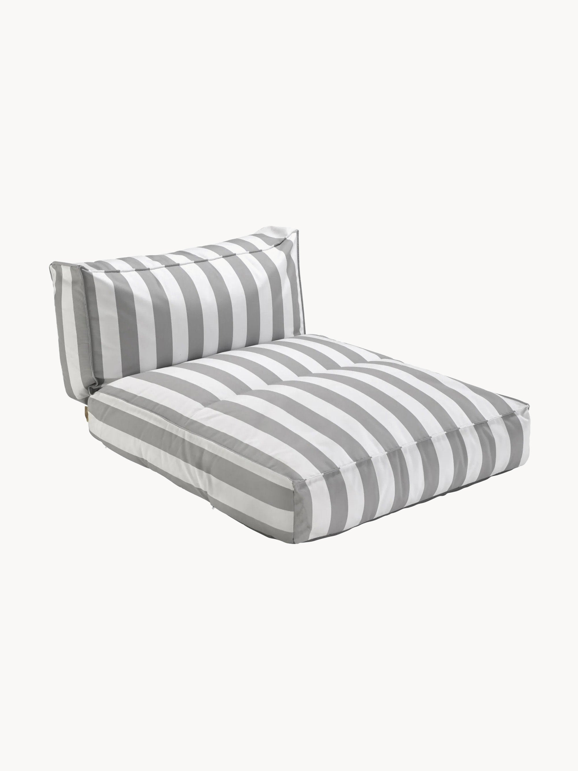 Gallery image 1 - Garden Daybed Stay