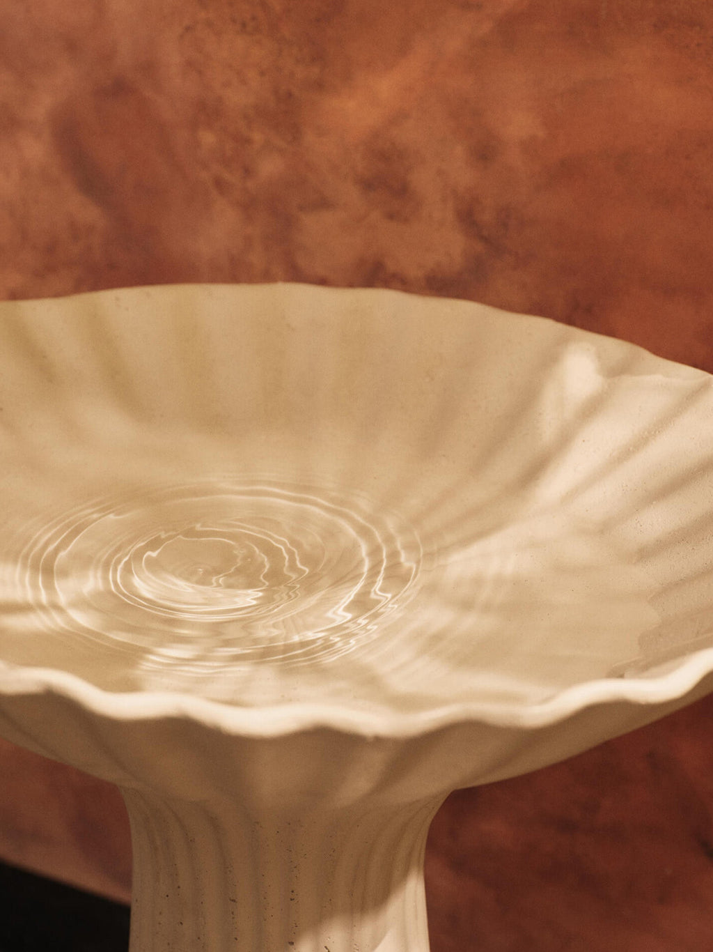 Fountain Pedestal Bowl