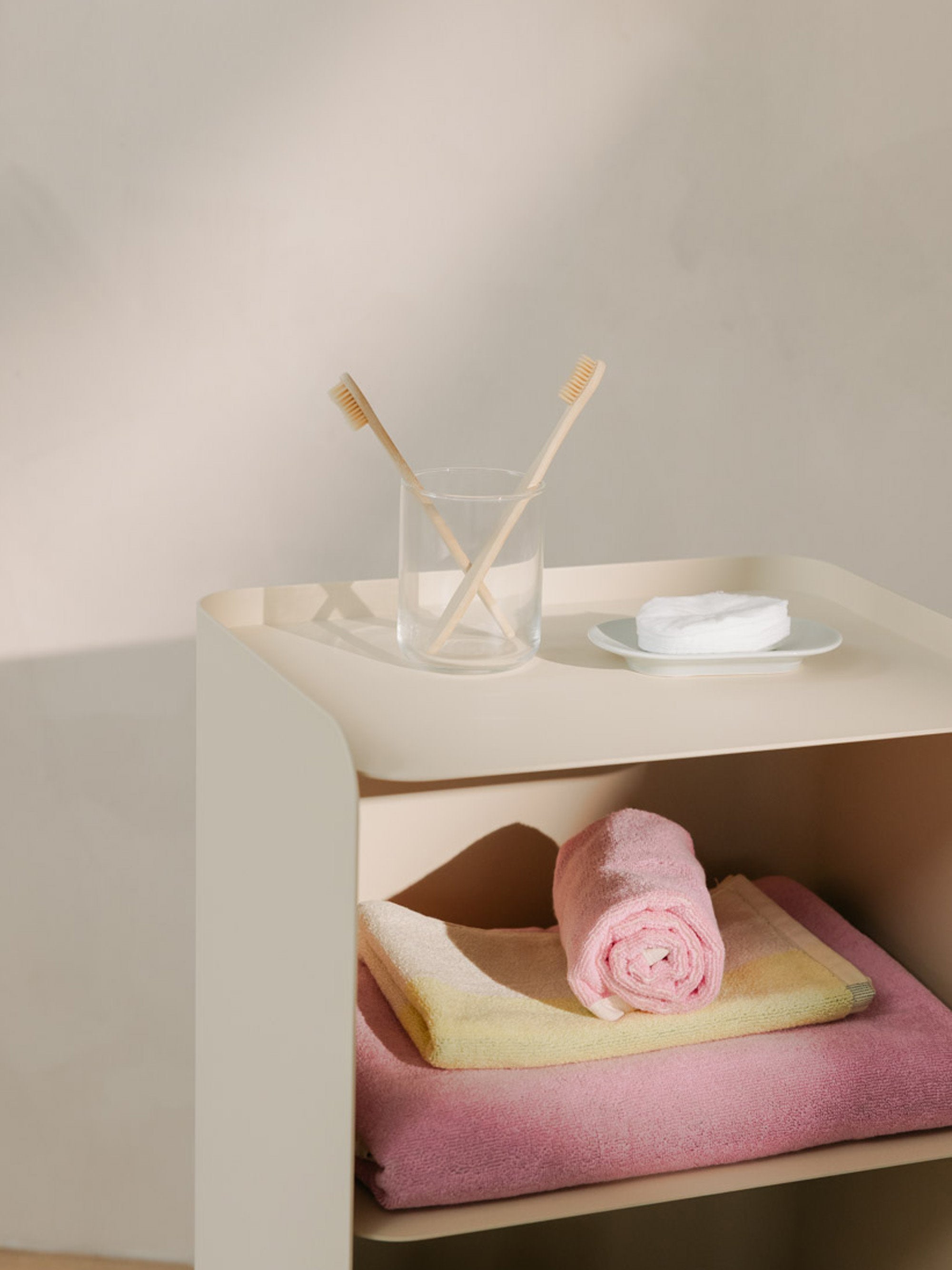 Juno Side Table with Wheels