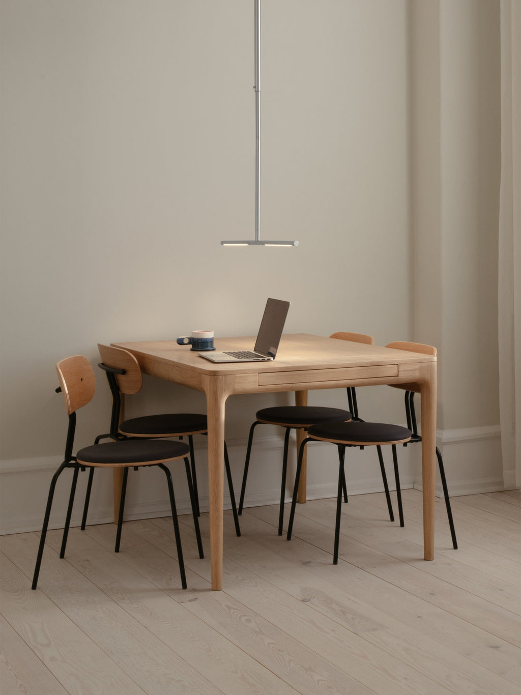 Omni LED Ceiling Lamp