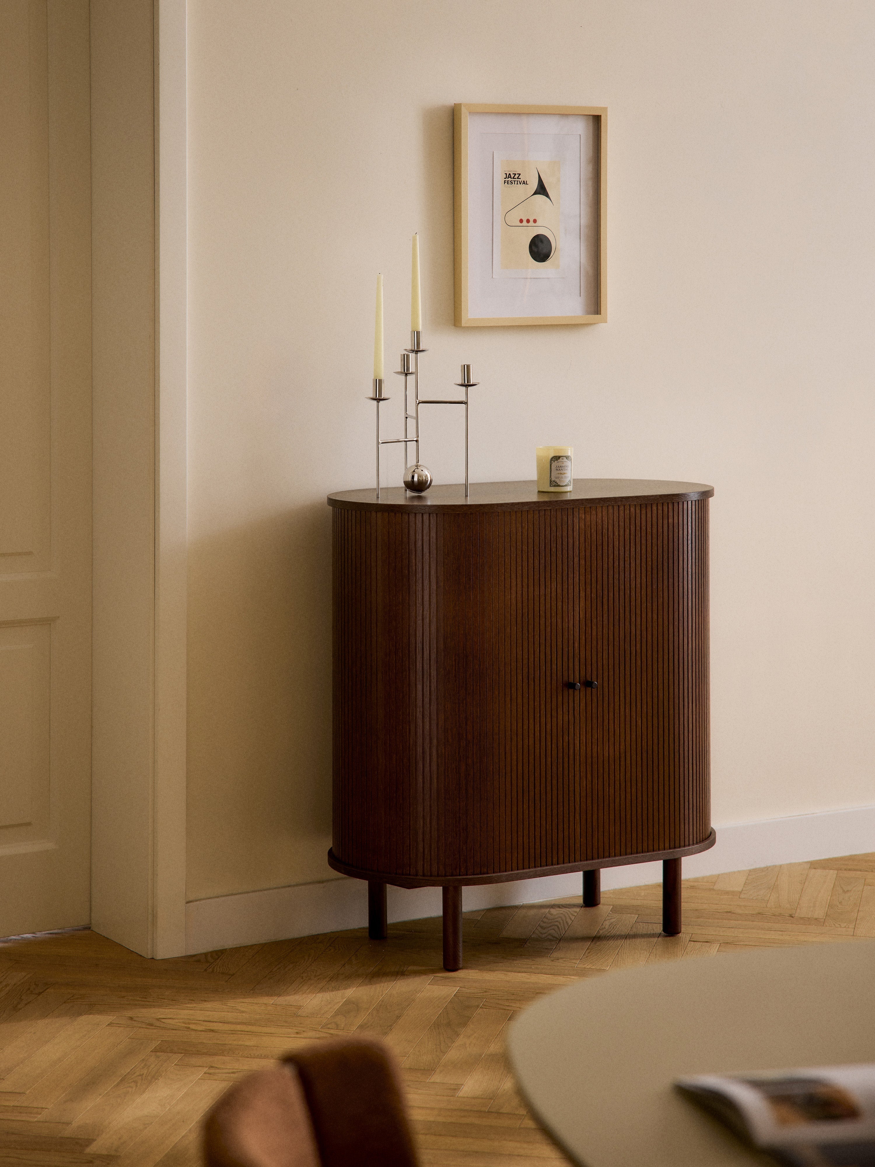 Calary Bar Cabinet with Fluted Front